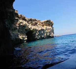 Comino caves