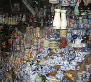 Wirklich viel asiatisches Geschirr