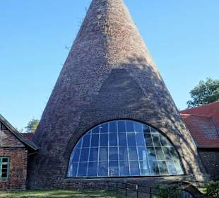 Der Glasturm in der Glashütte Gernheim 
