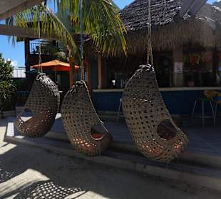 Bar im Terminal direkt am Strand