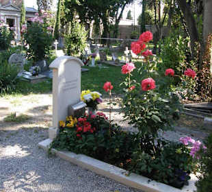 Могила И. Бродского