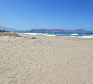 Strand in Kavros weiter rechts