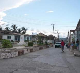Straßenszene in Baracoa