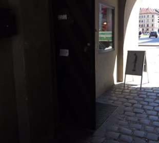 Isartorplatz