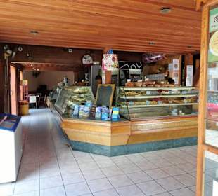 Blick in den Verkaufsraum bei Chez Loulou