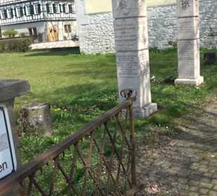 Stele Franziska von Hohenheim