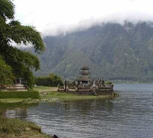 Pura Ulun Danu Tempel