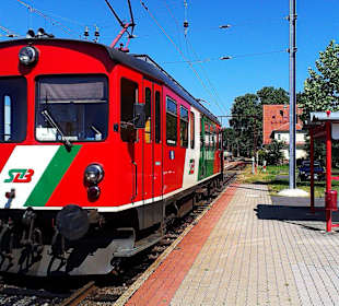 Der "Dschungelexpress" am Gleichenberger Bahnhof