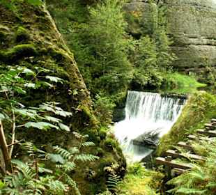 Wehr vor der unteren Anlegestelle Wilde Klamm