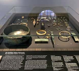 Grabungsfunde aus der Giesübel-Talhau-Nekropole