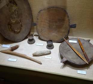 Ethnologische Artefakte im Museum