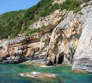 Westküste von Paxos - neben der Petriti Höhle