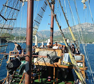 Bootstour auf den schönen Buchten vom Kemerhafen