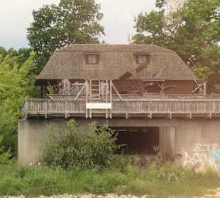 Elbe-Fahrt mit einem Schiff der Weißen Flotte