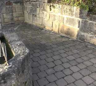 Brunnen Altenriet