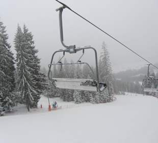 Wyciąg Kotelnica III - widok na czerwoną trasę