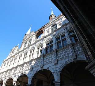 Schaugiebel des Rathauses