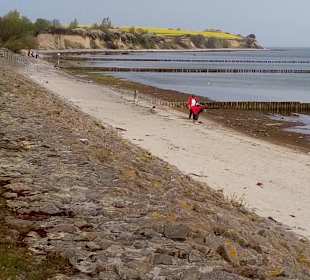 Strandspaziergang zur Steilküste