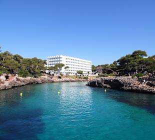 Blick auf Hotel Marina Corfu und Scorpio