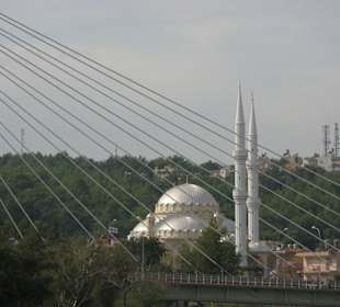 Moschee und Brücke Manavgat