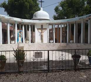 Überall christliche Symbole