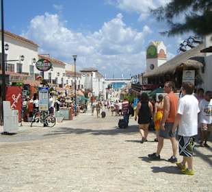 Seitenstraße der Avenue zum Hafen
