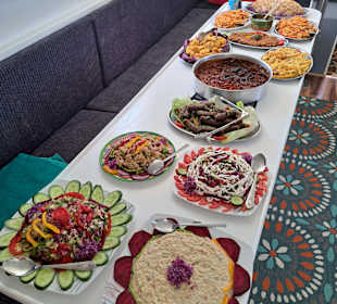 Mittagsbuffett