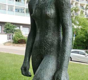 Bei einem Bummel im Magdeburger Skulpturenpark