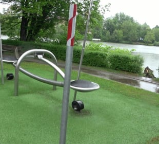 Wasservisionen - Calisthenics-Geräte