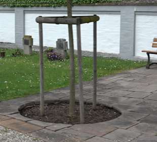 Kriegerdenkmal auf dem Friedhof