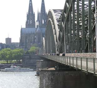 Dom mit Hohenzollernbrücke