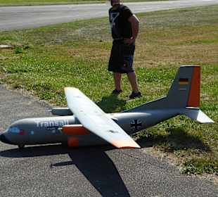Modellflugzeug Transall