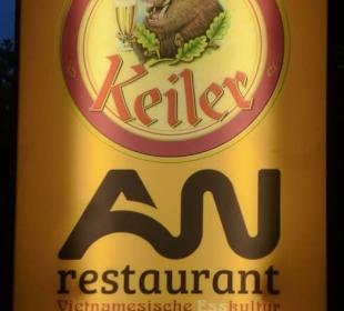 Zum Abendessen im vietnamesischen Restaurant AN