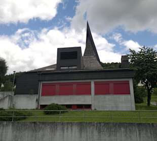 Zu modern für den Ort