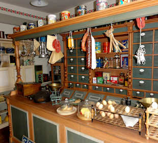 Rekonstruktion des Dorfladens