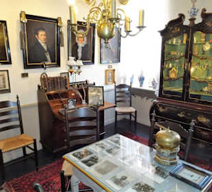 Rundgang durch die Museumsräume des Hauses Samson