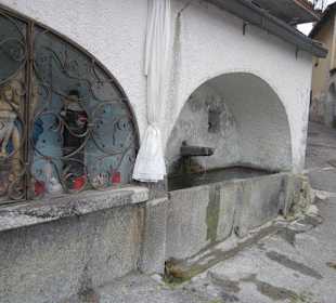 Der wunderschöne Bergort Stazzona