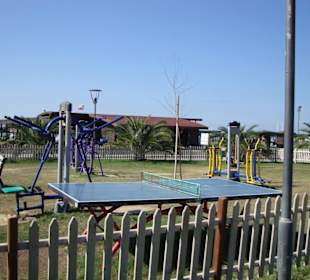 Erwachsenenspielplatz auf der Promenade