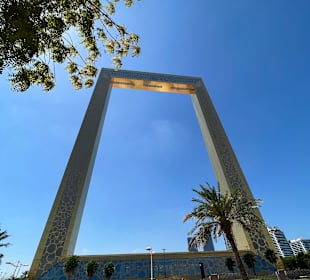 The Dubai Frame