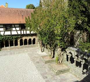 Blick in den Klostergarten