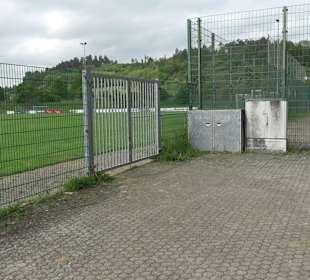 Fußballplatz bei der Kreisporthalle