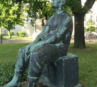 Der Lesende Arbeiter beim Kunsthistorischen Museum