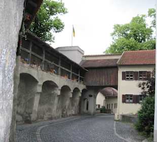 Stadtmauer mit Tor