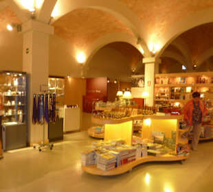 Souvenir Shop