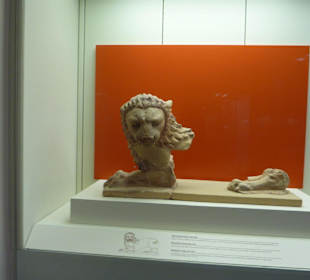 Löwe aus Ton