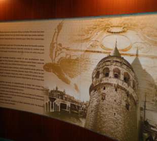 Innenansicht mit geschichtlichem Hintergrund