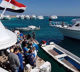 Massentourismus, 4 Inseltour