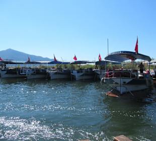 Umsteigepunkt in die kleinen Kanalboote