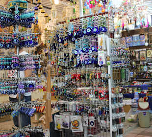 Basar 15 Min Fußweg vom Haupteingang des Hotels