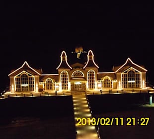 Die Selliner Seebrücke bei Nacht